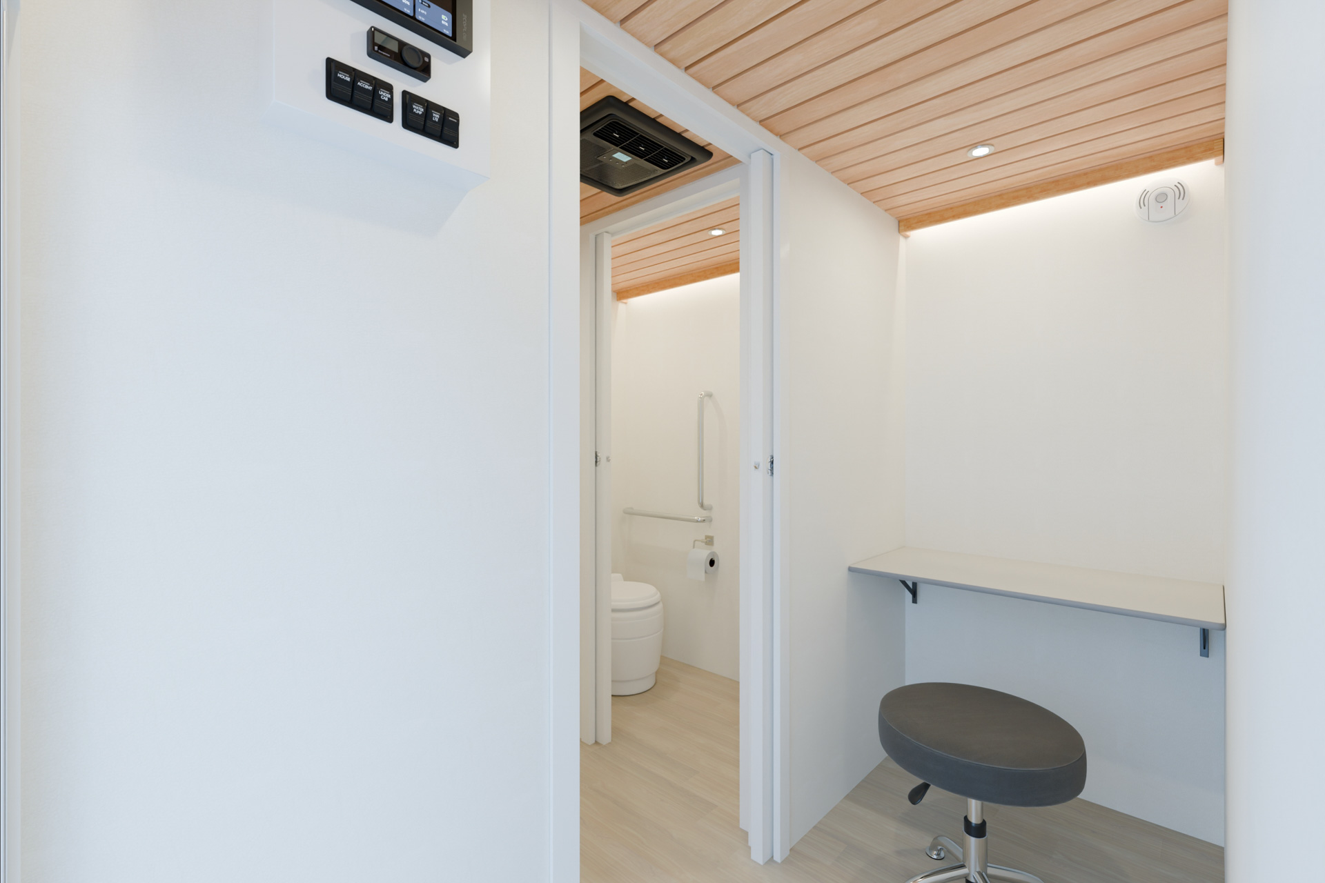 002.interior.exam1overview.mmutwin 001