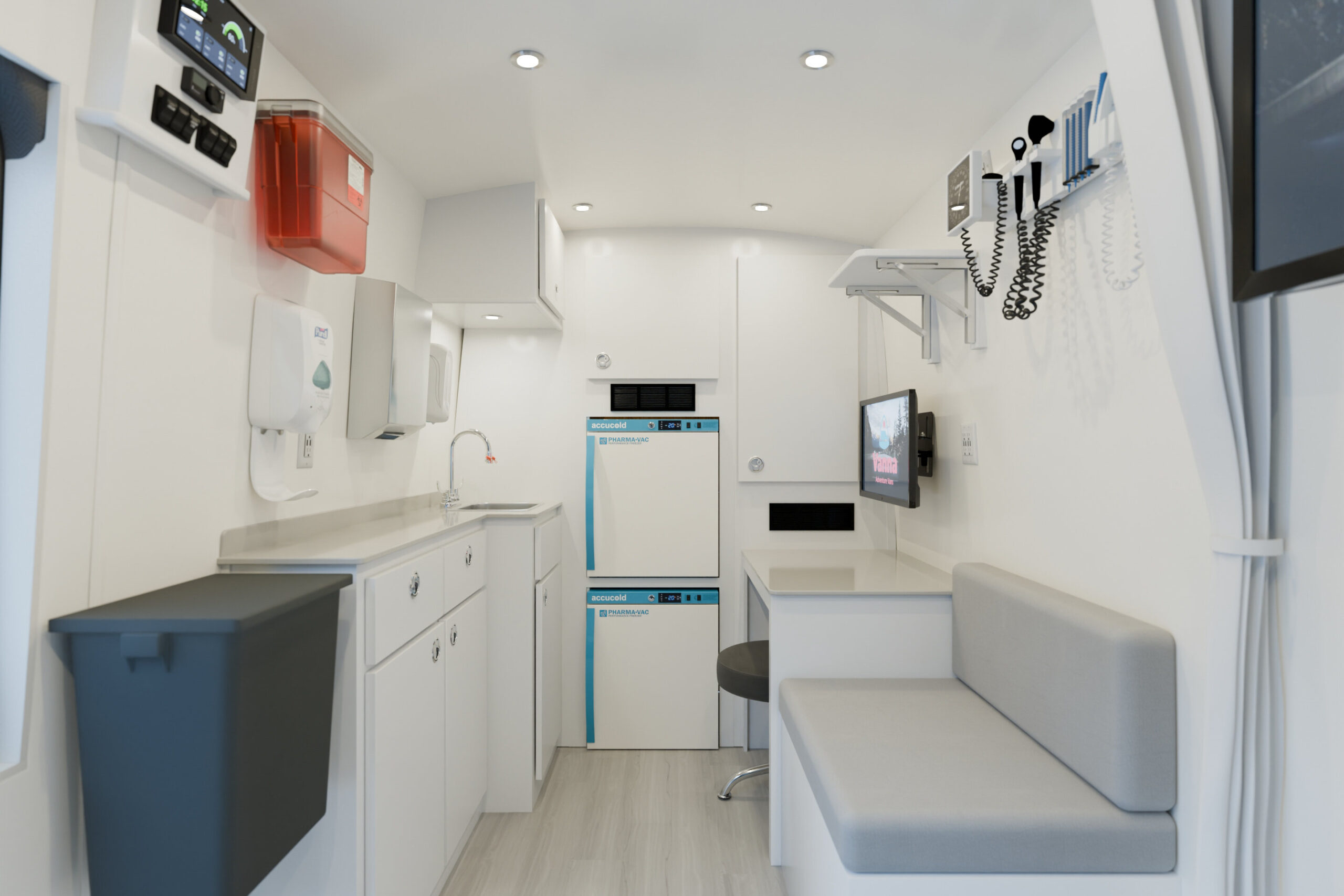 002.interior.overviewcentered.rear 001