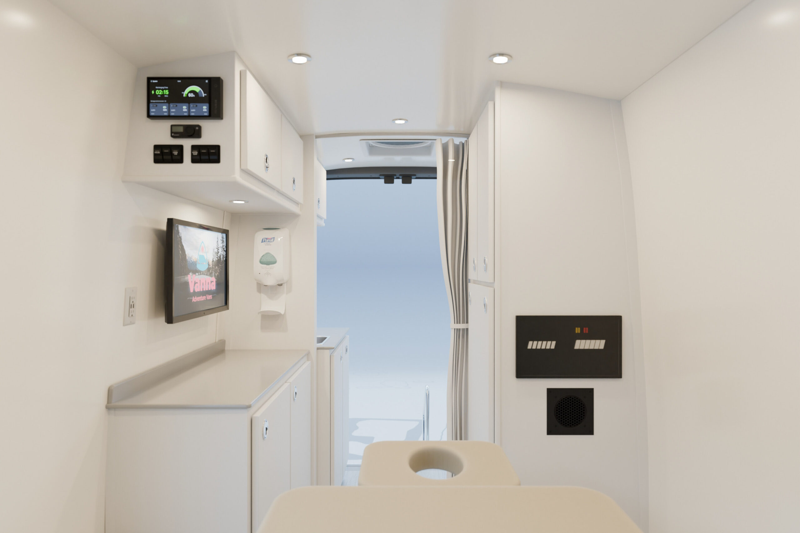 002.interioroverviewcentermid 001