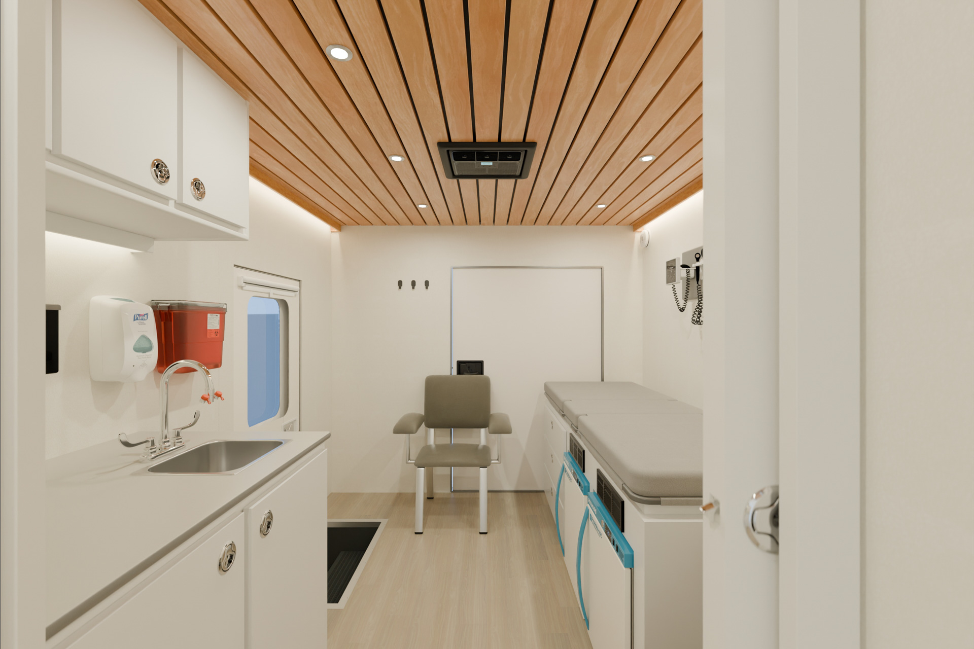 007.interiorreardoor 001