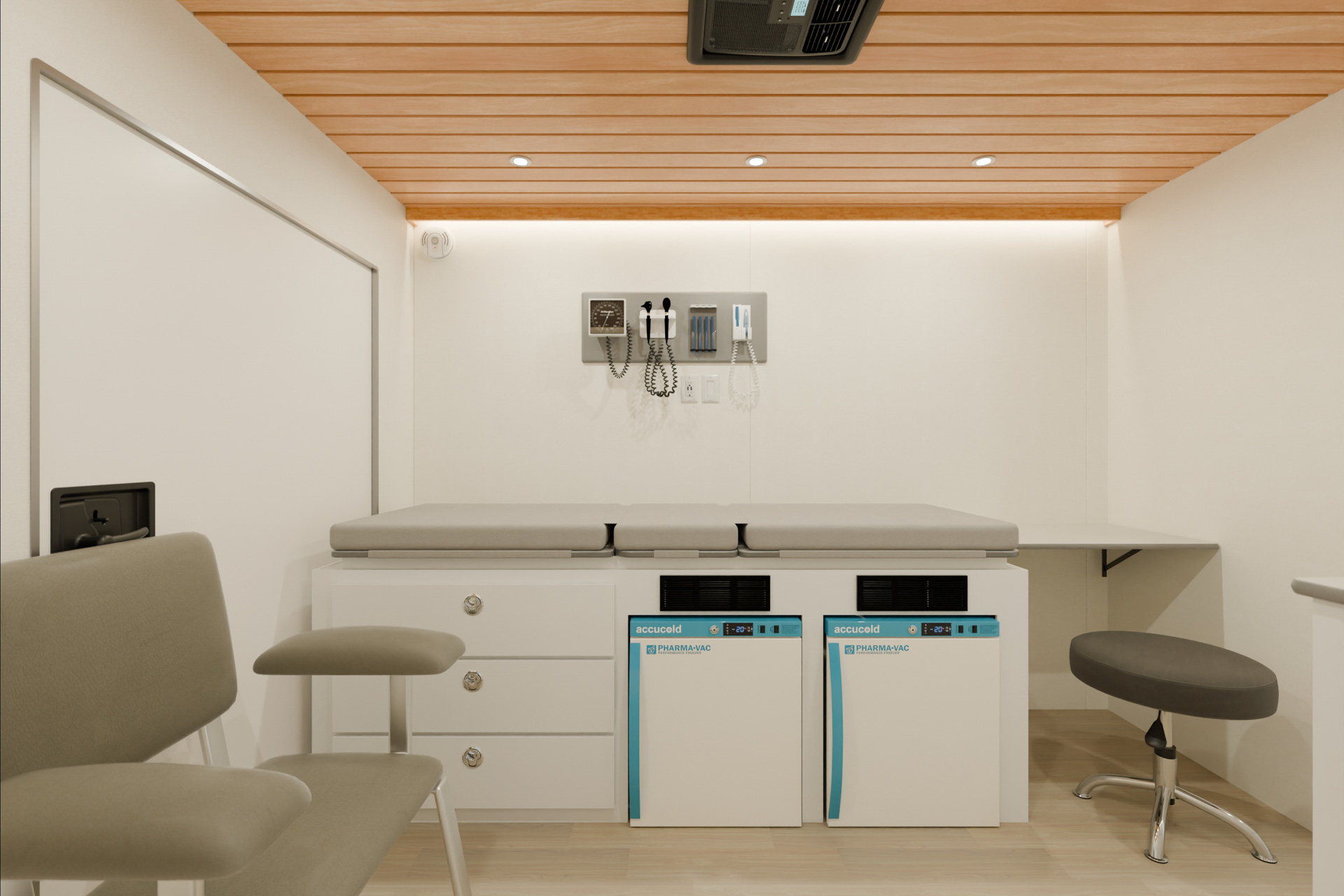 010.interior.mid.driverwall 001