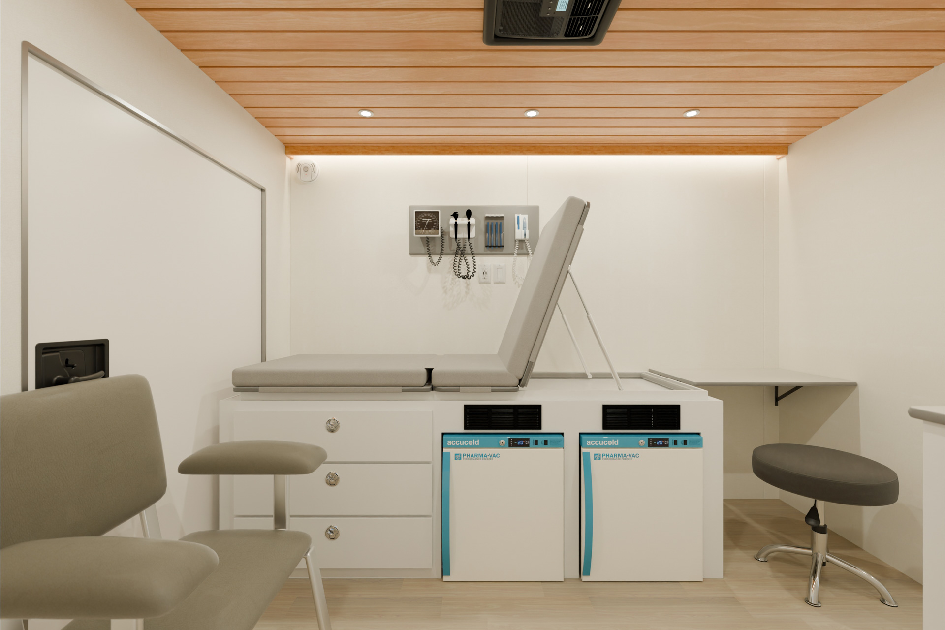 010.interior.mid.driverwall 002