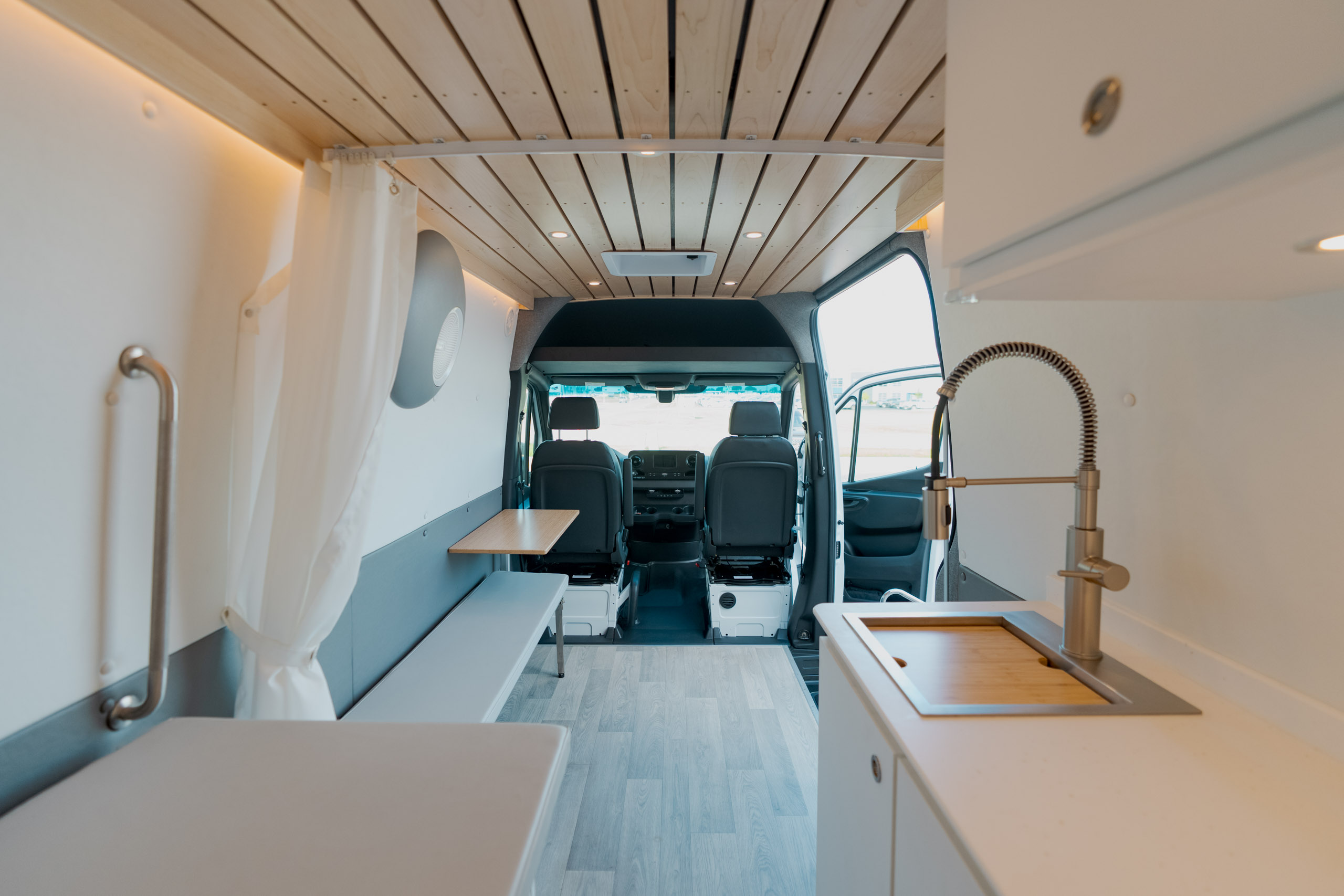 Vanna Mobile Medical - Mobile Medical Van, Mobile Health Clinic Van